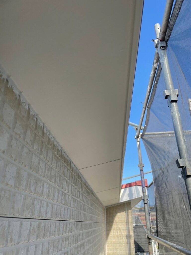 福岡県春日市 A様邸【住宅塗装】軒天塗装 写真5