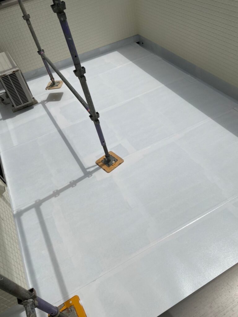 福岡県春日市 A様邸【住宅塗装】ベランダ防水塗装 写真4