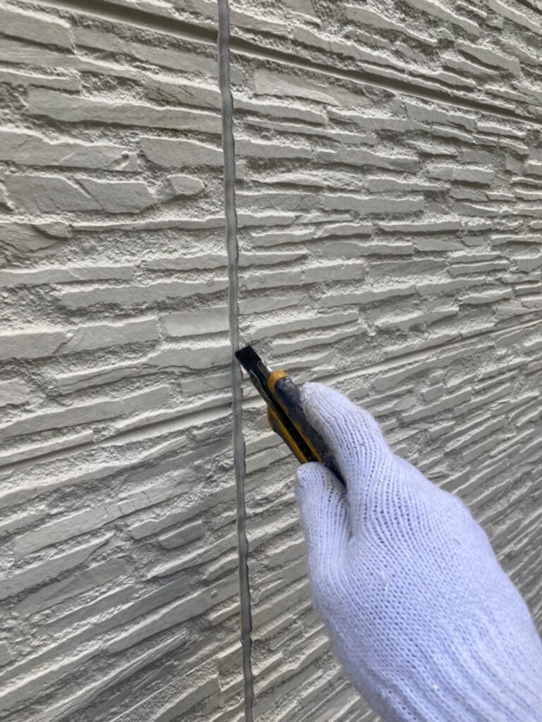 福岡県福岡市西区 N様邸【住宅塗装】コーキング工事 写真1