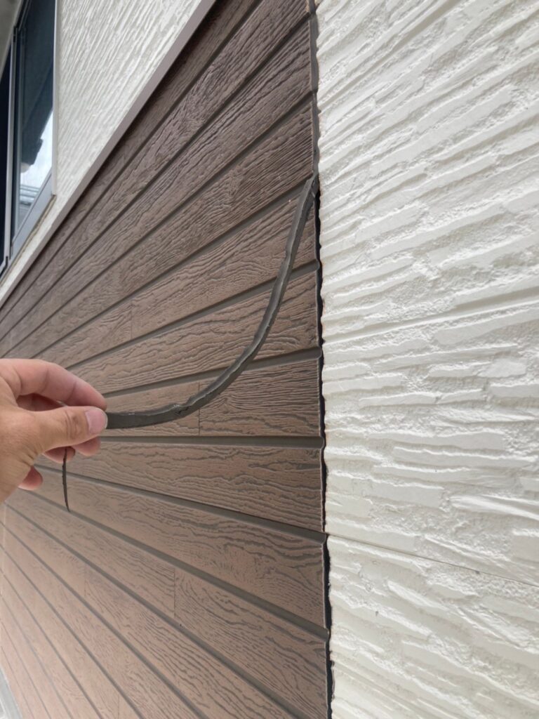 福岡県福岡市西区 N様邸【住宅塗装】コーキング工事 写真3