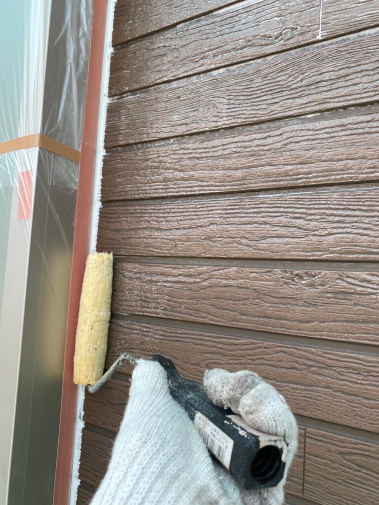 福岡県福岡市西区 N様邸【住宅塗装】外壁塗装(下塗り) 写真11