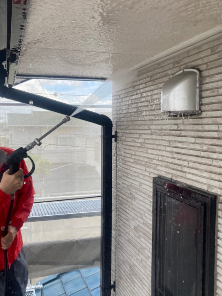 福岡県久留米市 S様邸【住宅塗装】高圧洗浄 写真1