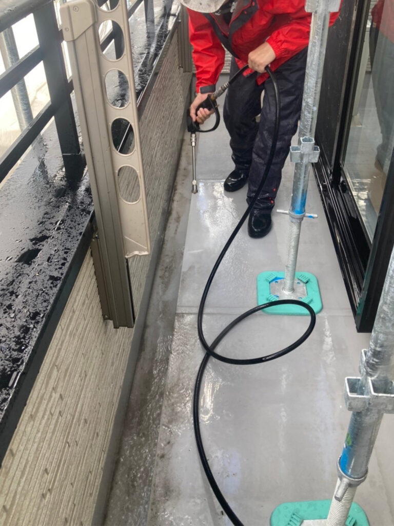 福岡県久留米市 S様邸【住宅塗装】高圧洗浄 写真2