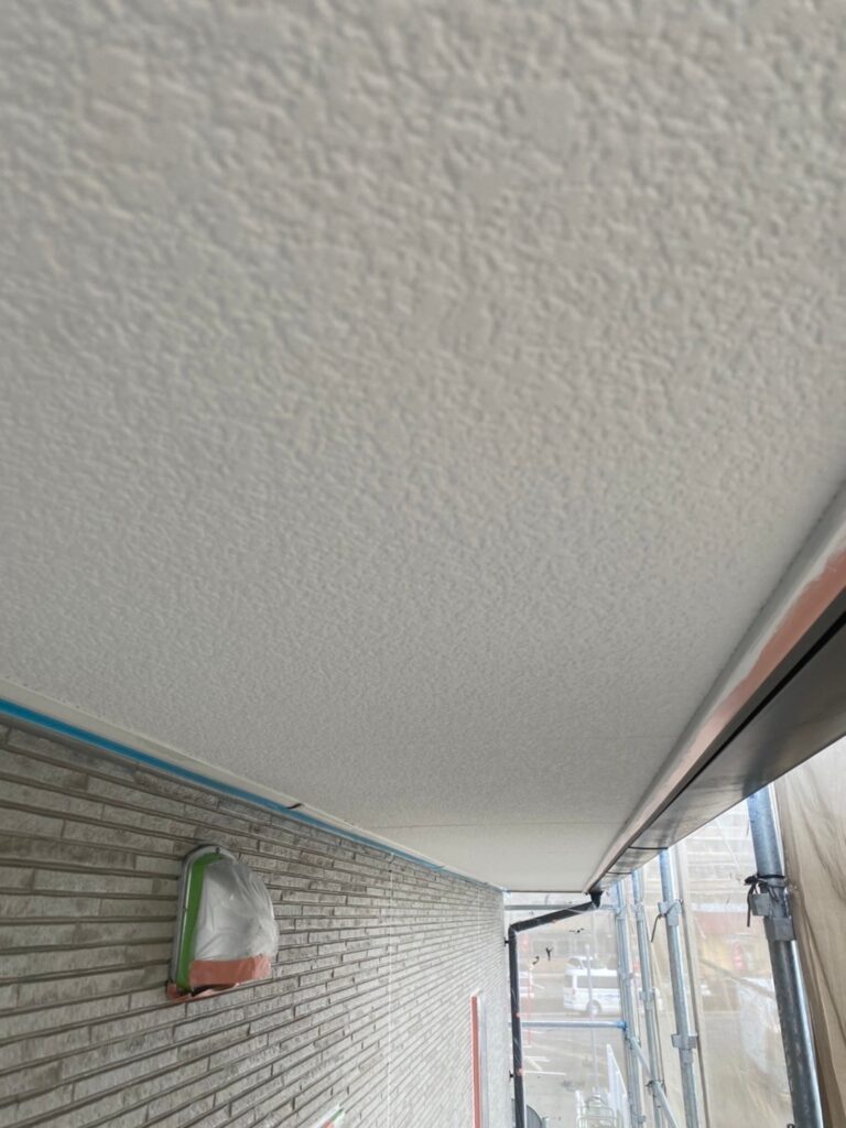 福岡県久留米市 S様邸【住宅塗装】軒天塗装 写真5