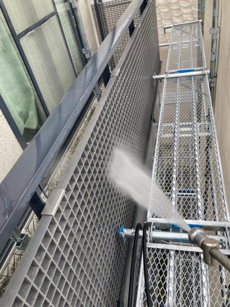 福岡県福岡市中央区 M様邸【住宅塗装】高圧洗浄 写真5