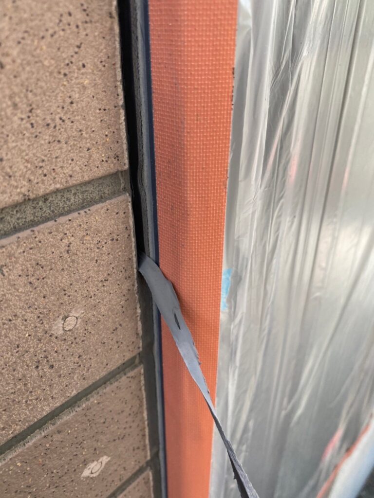 福岡県福岡市中央区 M様邸【住宅塗装】旧コーキング撤去 写真7