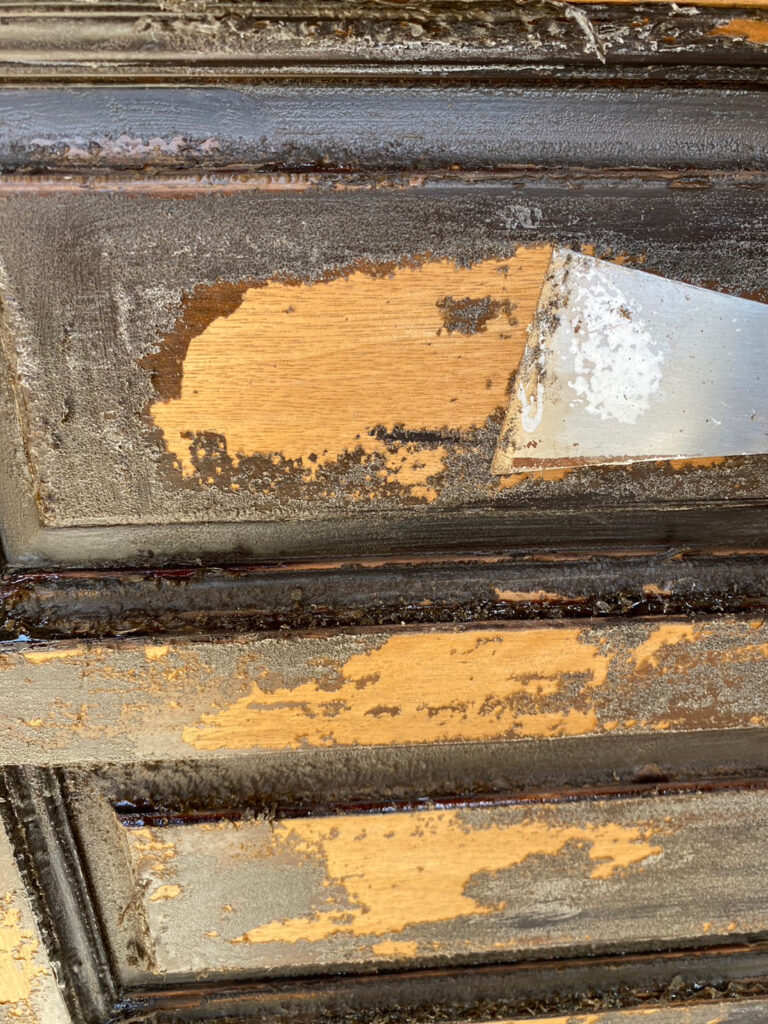 福岡県福岡市西区 M様邸【木製玄関ドア塗装】旧塗膜剥離 写真12