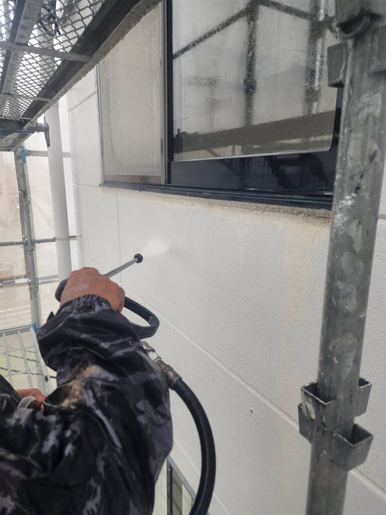 福岡県八女市 テナントビル【改修工事】高圧洗浄 写真5