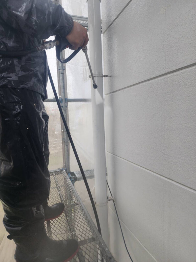 福岡県八女市 テナントビル【改修工事】高圧洗浄 写真8