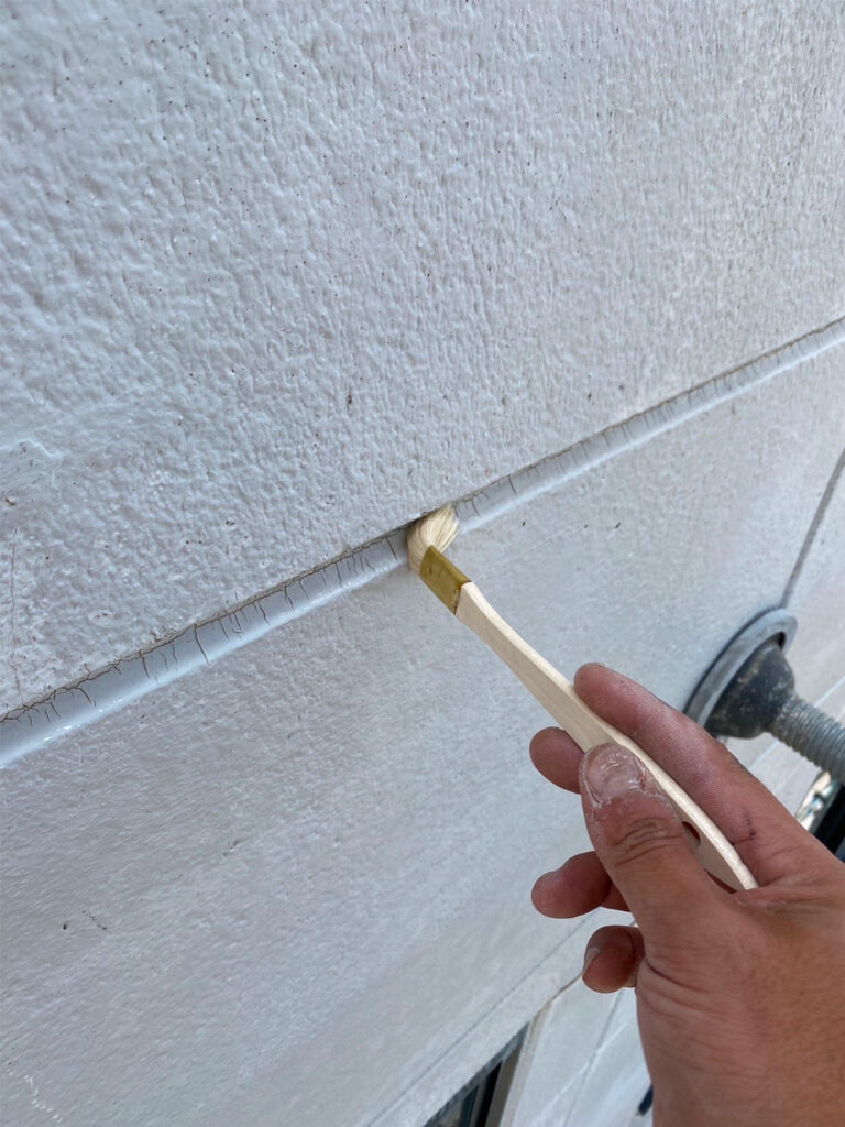 福岡県八女市 テナントビル【改修工事】コーキング工事 写真4