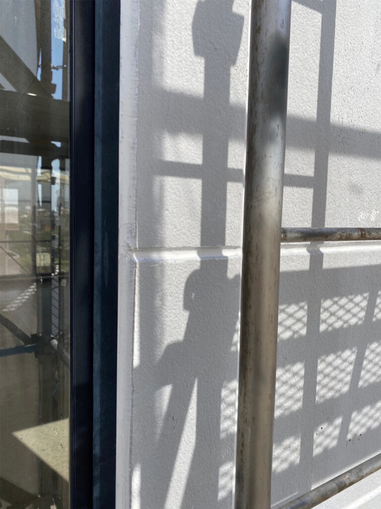 福岡県八女市 テナントビル【改修工事】コーキング工事 写真17