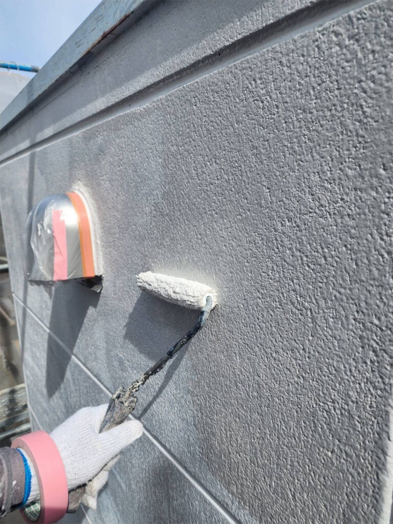 福岡県八女市 テナントビル【改修工事】外壁塗装 写真2