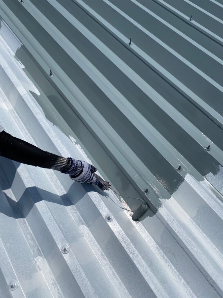 福岡県八女市 テナントビル【改修工事】屋根塗装 写真13