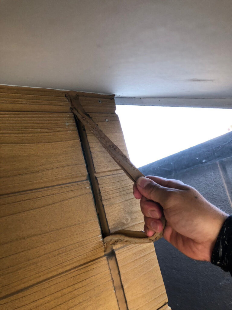 福岡県福岡市博多区 低層階テナントビル【塗装工事】コーキング工事 写真2