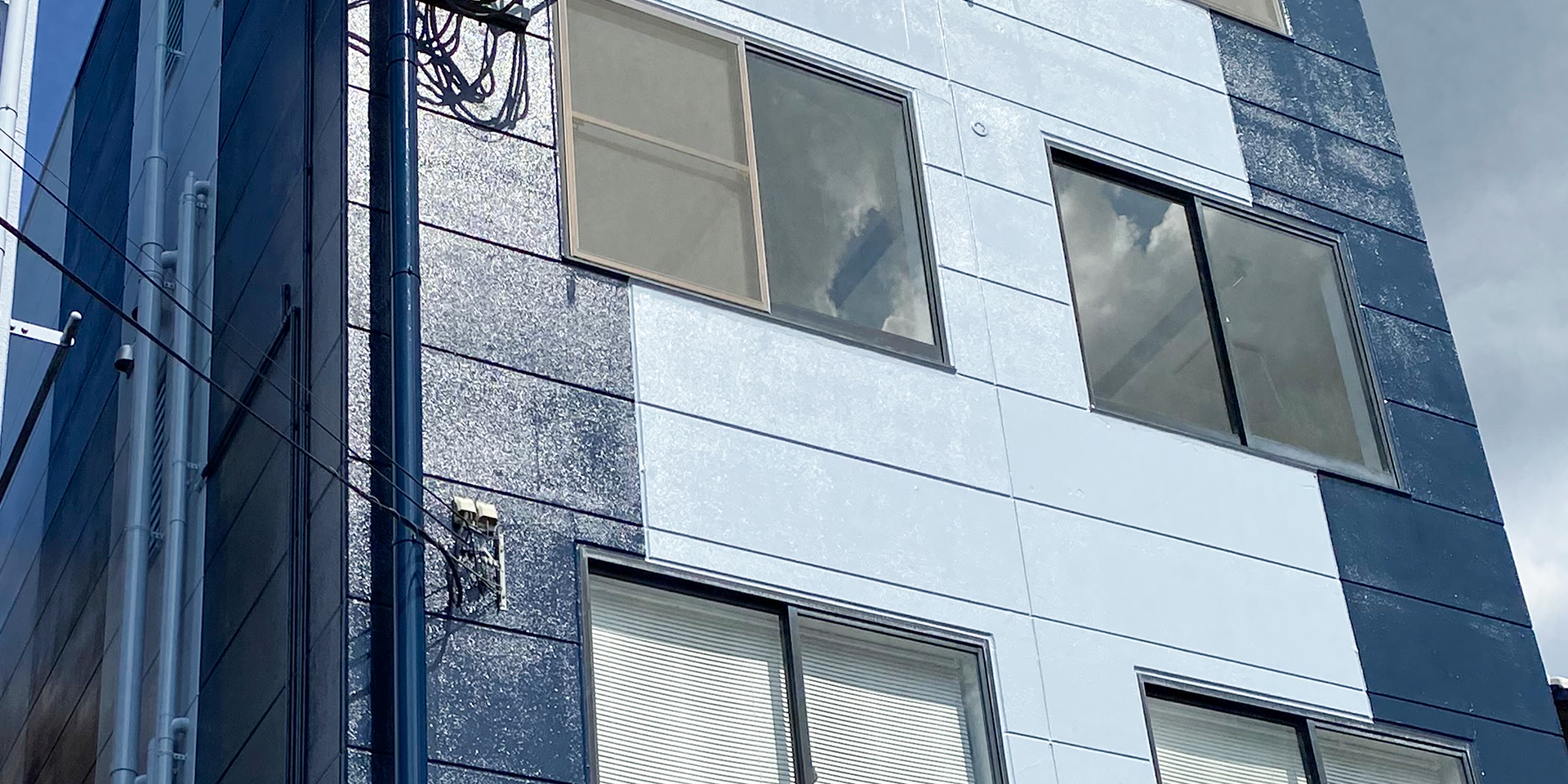 福岡県八女市 テナントビル【改修工事】完工