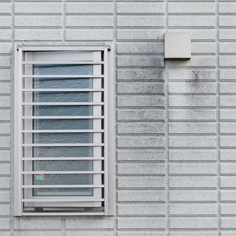 汚れが気になる外壁